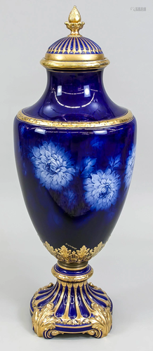 Very large lidded vase, probab