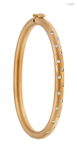 Brilliant-cut diamond bangle RG