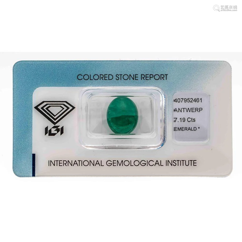 Emerald 7.19 ct, oval cabochon,