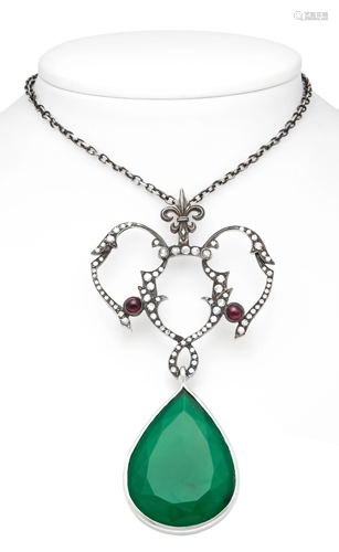 Emerald old-cut diamond necklace