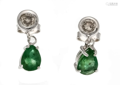 Emerald diamond stud earrings WG