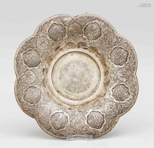 Flower-shaped bowl, Persia, 1s