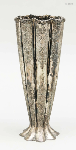 Vase, Persia, 1st half of 20th