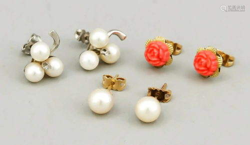Three pairs of earrings, 2x wi