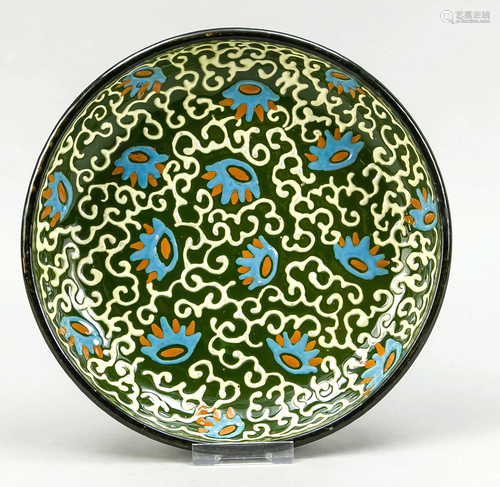 Round ceramic bowl, early 20th