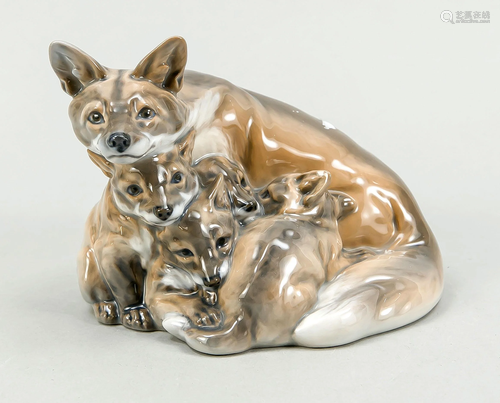 Vixen with cubs, Royal Copenha