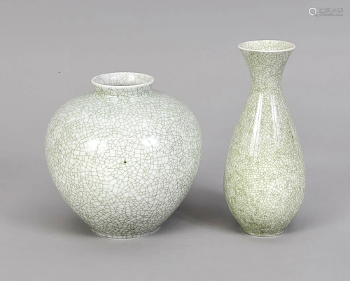 Two vases, Metzler & Ortloff,