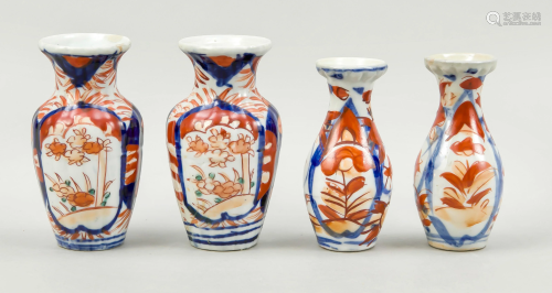 4 small Imari vases, Japan, 19