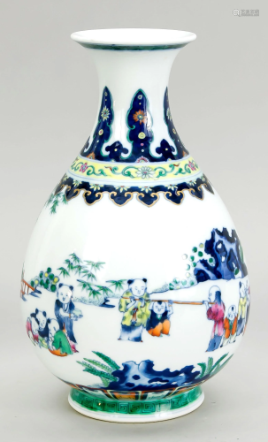 Doucai Yuchun vase with boys d
