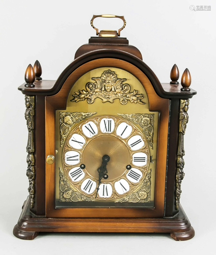 Table clock, 20th c., oak, gil