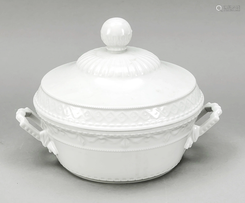 Round lidded tureen, KPM Berli