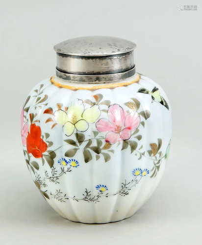 Tea caddy, China, c. 1900, bel