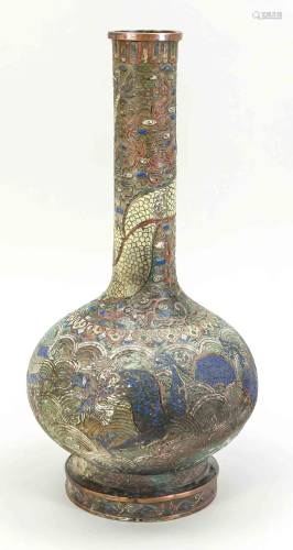 Large cloisonnÃ© dragon vase, C