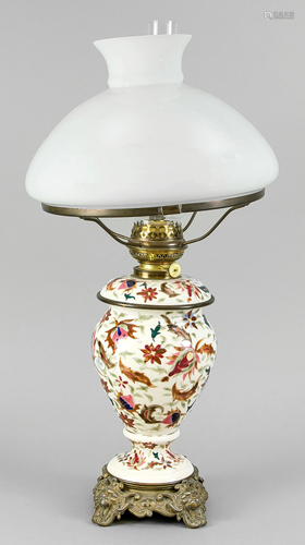 Majolica petroleum lamp with m