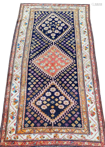 Carpet, 154 x 104 cm