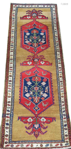 Carpet, 320 x 114 cm