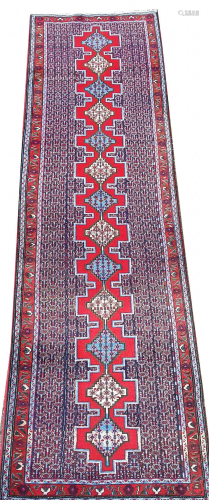 Carpet, 315 x 89 cm