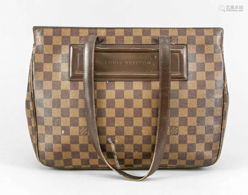 Louis Vuitton, Shoulder Bag, b