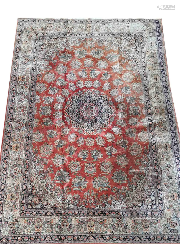Silk carpet, 250 x 170 cm