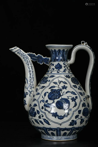 BLUE & WHITE 'THREE FRUITS' EWER