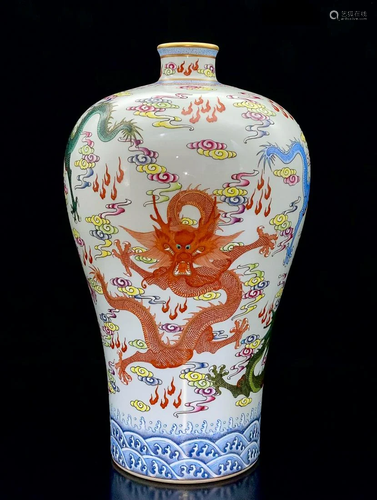 PAINTED 'DRAGON AND CLOUD' MEIPING VASE