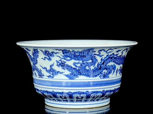 BLUE & WHITE 'DRAGON' BOWL