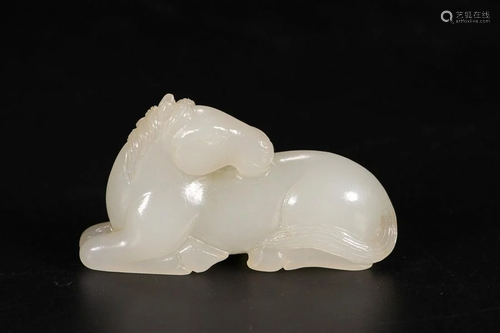 HETIAN JADE HAND PIECE OF HORSE