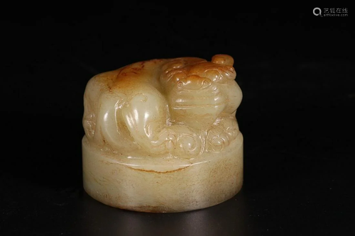 HETIAN JADE SEAL CARVED WITH BEAST