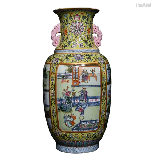 FAMILLE ROSE 'FIGURE STORY' VASE WITH HANDLES