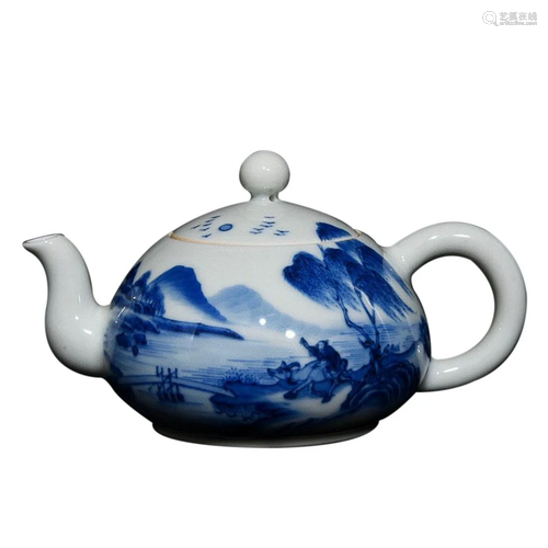 BLUE & WHITE 'LANDSCAPE' TEAPOT