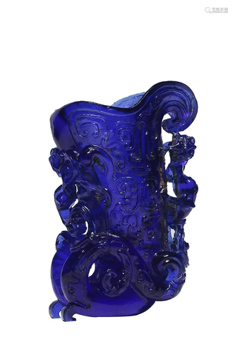 COLOURED GLASSWARE JUE CUP CARVED WITH CHILONG