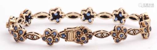 9ct gold sapphire and seed pearl bracelet featuring 21 links...