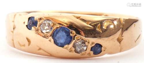 Late Victorian 18ct gold sapphire and diamond ring, alternat...