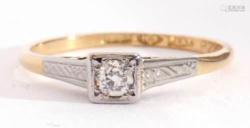 Single stone diamond ring, an old brilliant cut diamond, 0.1...