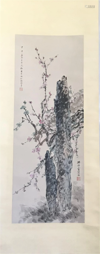 NO RESERVE CHINESE SCROLL PAINTING OF FLOWER AND ROCK