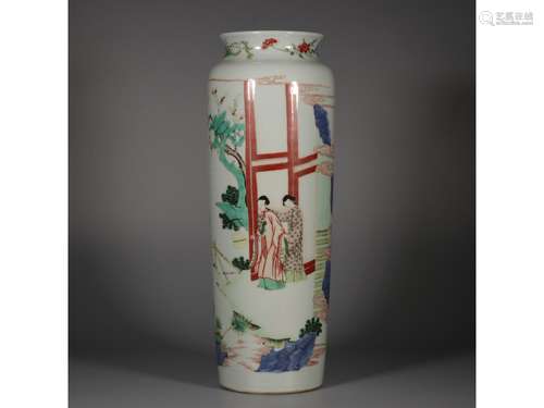 A WUCAI MALLET VASE