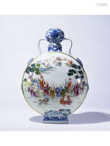 A FAMILLE ROSE MOON-FLASK VASE