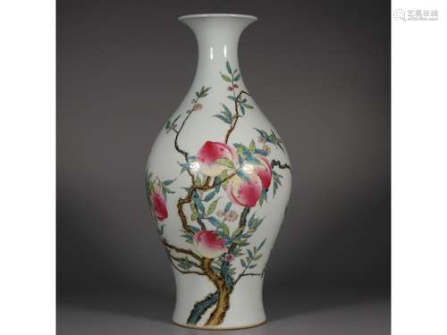 A FAMILLE ROSE PEACH VASE