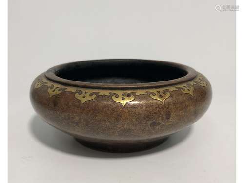 A BRONZE CENSER