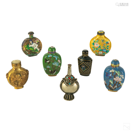 Chinese Cloisonne Antique Snuff Bottles Collection