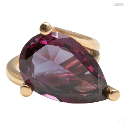 14K Gold Ladies Modern 10CT Amethyst Cocktail Ring