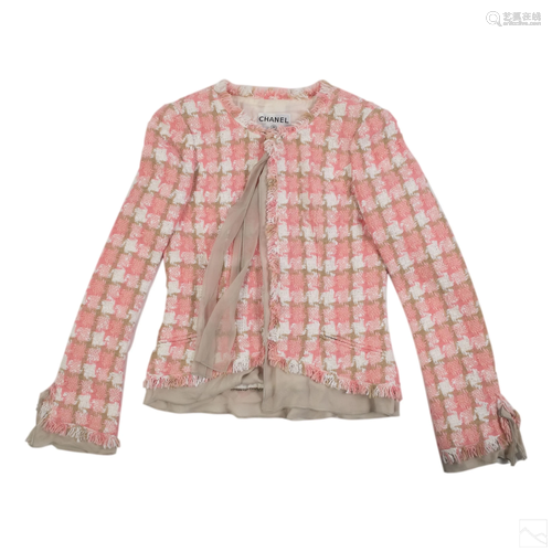 Chanel Pink Beige Houndstooth Raw Edge Jacket s40