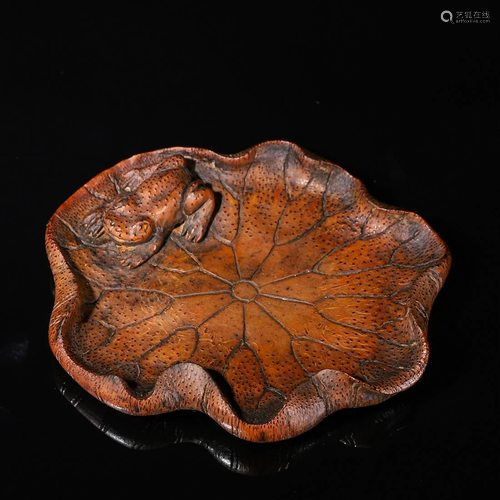 Carved Bamboo Root Lotus Leaf Shaped Inkwell