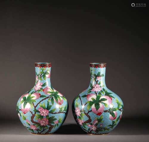 A Cloisonne Vase with Peach from Qing Dynasty