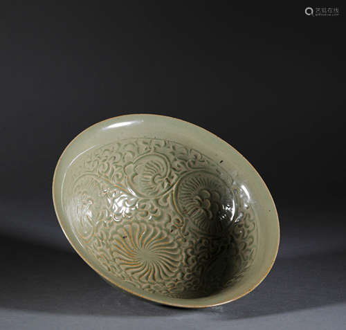 Bowl with Engraved Designs in Song Dynasty