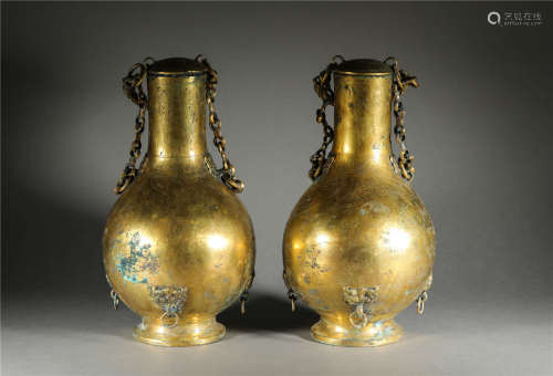 Copper and Gold Bottle with Animal Pattern in Han Dynasty