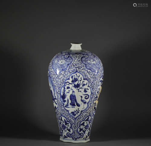 Blue and White Bottle with Figures and Story in Yuan Dynasty