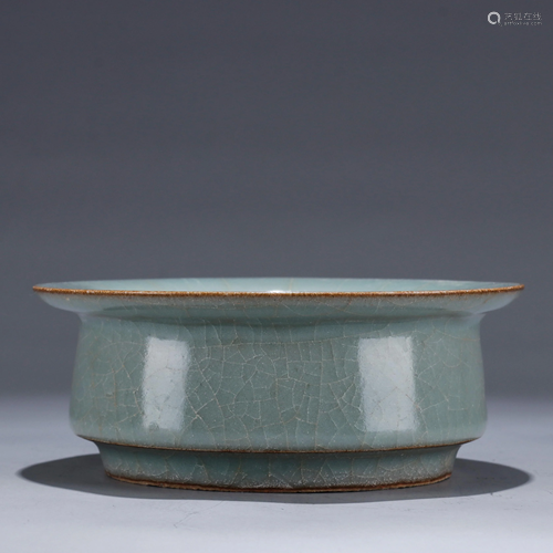 Celadon Glazed Basin