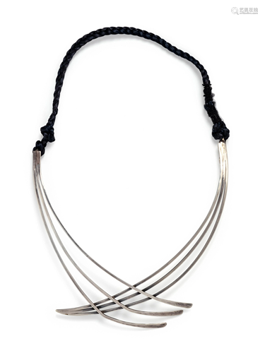 BETTY COOKE, MODERNIST, STERLING SILVER COLLAR NECKLACE