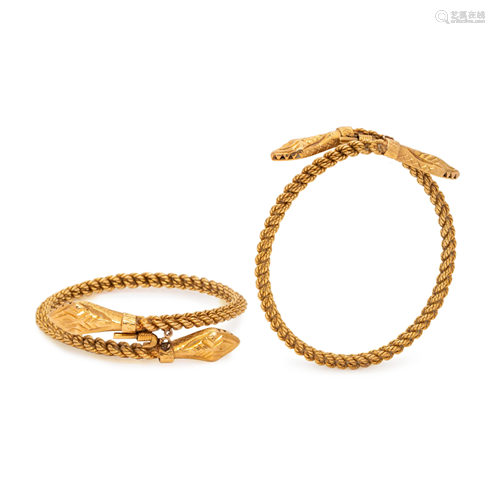 PAIR OF YELLOW GOLD BANGLE BRACELETS